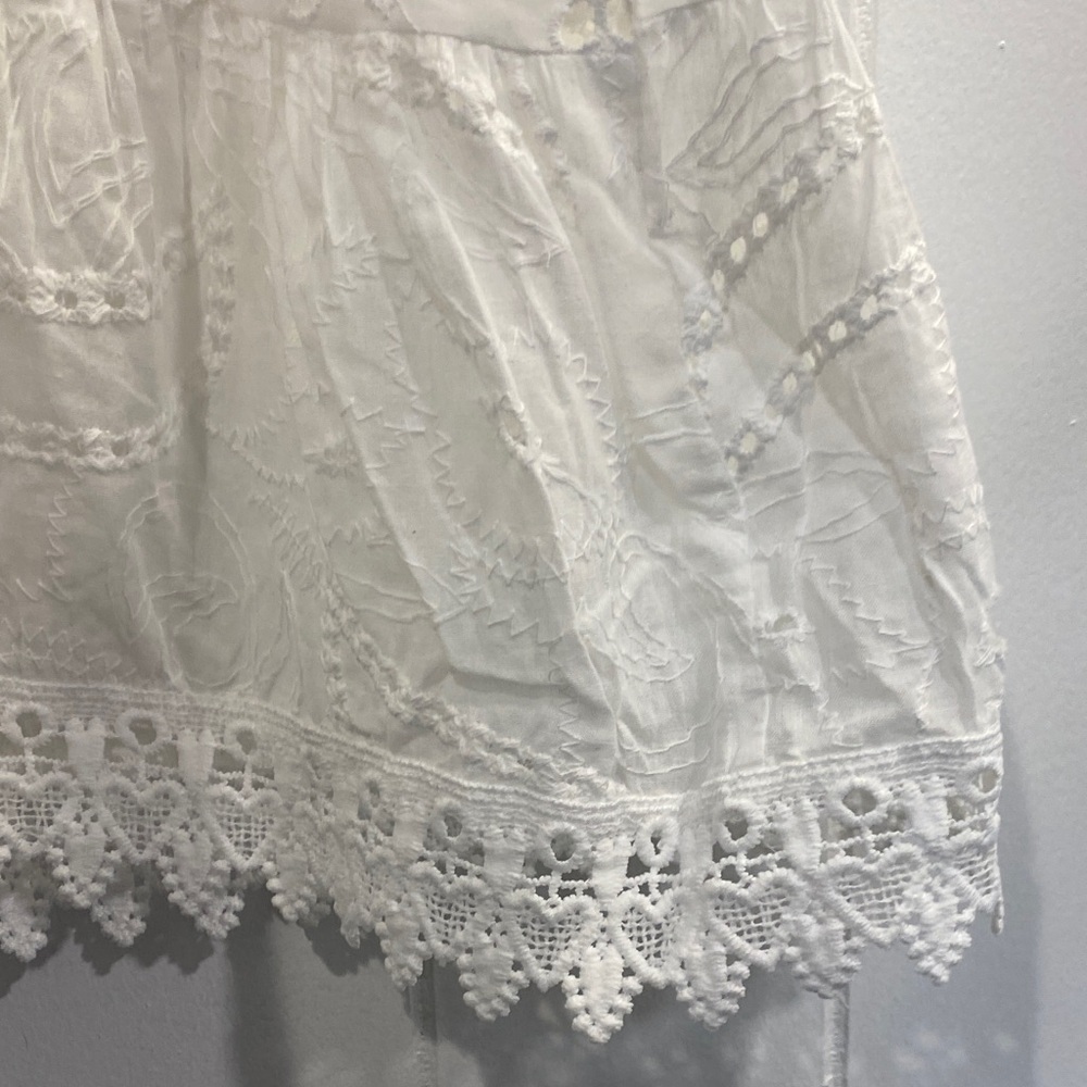 Fit and Flare Romantic White Dress Eyelet Heart Lace Bell Sleeve Boho Resort XS - Picture 8 of 12